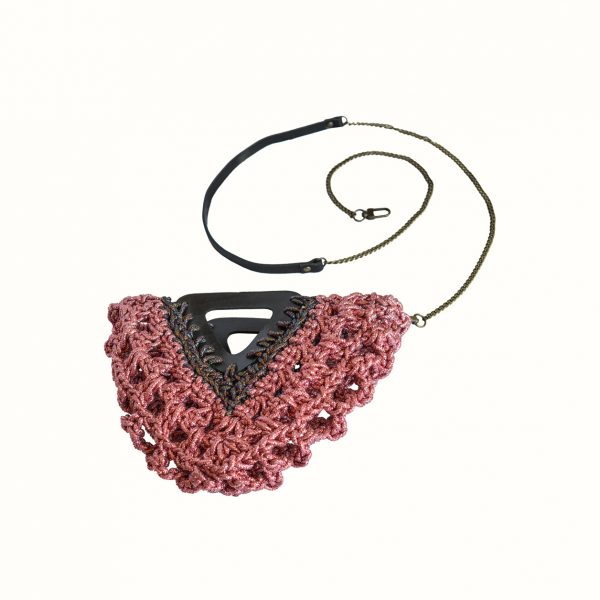 Small_bag_in_Lurex_thread_Crochet_with_leather